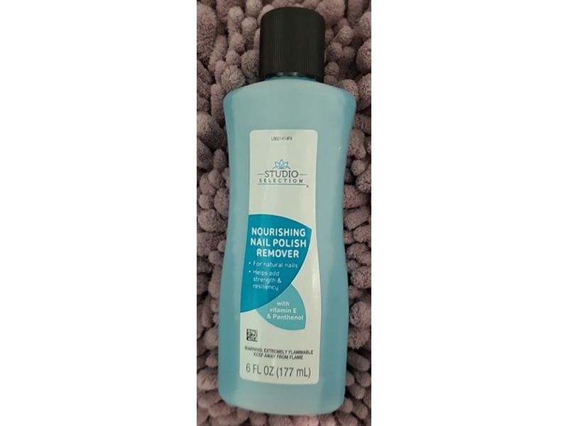 Studio Selection Nourishing Nail Polish Remover, 6 fl oz/177 mL