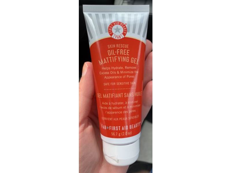 First Aid Beauty Skin Rescue Oil Free Mattifying Gel, 2.0 oz/56.7 g