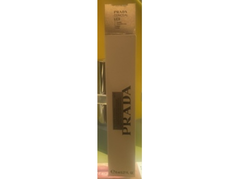 Prada Concealer, LC3 Light Tone, 0.27 fl oz/8 mL