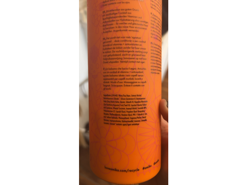 Amika Signature Conditioner, Normcore, 33.8 fl oz/1 L