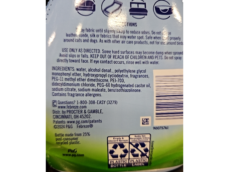 Febreze Pet Odor Fighter Fabric Refresher, Fresh Scent, 23.6 fl oz/700 mL