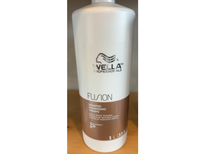 Wella Professional Fusion Intense Repair Shampoo, 33.8 fl oz/1 L