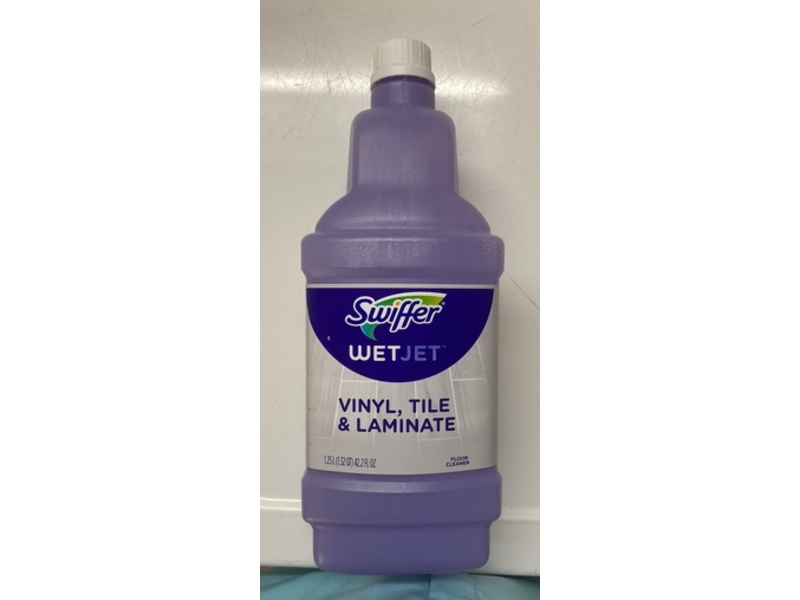 Swiffer Wet Jet Vinyl, Tile & Laminate Floor Cleaner, 42.2 fl oz/1.25 L