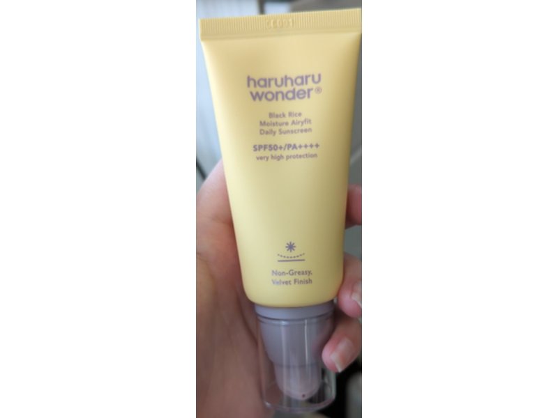 Haruharu Wonder Black Rice Moisture Airyfit Daily Sunscreen, SPF 50+Pa++++, 50 mL