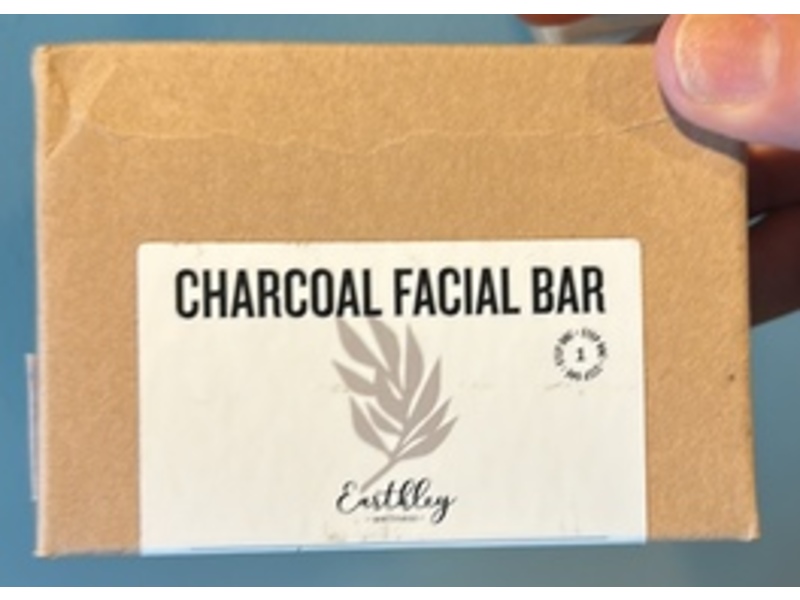 Earthly Wellness Charcoal Facial Bar, Spearmint, 4 o/113 g