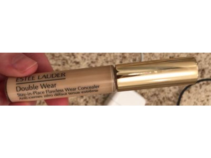 Estee Lauder Double Wear Stay-In-Place Flawless Wear Concealer, SPF 10, 01 Light, 24 fl oz/7 mL