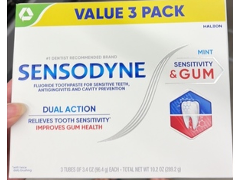 Sensodyne Dual Action Fluoride Toothpaste, Mint, 3.4 oz/96.4 g, Pack Of 3