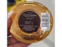 McoBeauty Miracle Flawless Pressed Powder, Translucent, 0.28 oz/8 g - Image 5
