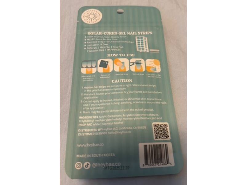 Heyhae Sun Cured Gel Nail Strips, Blue Me Away, 28 Count