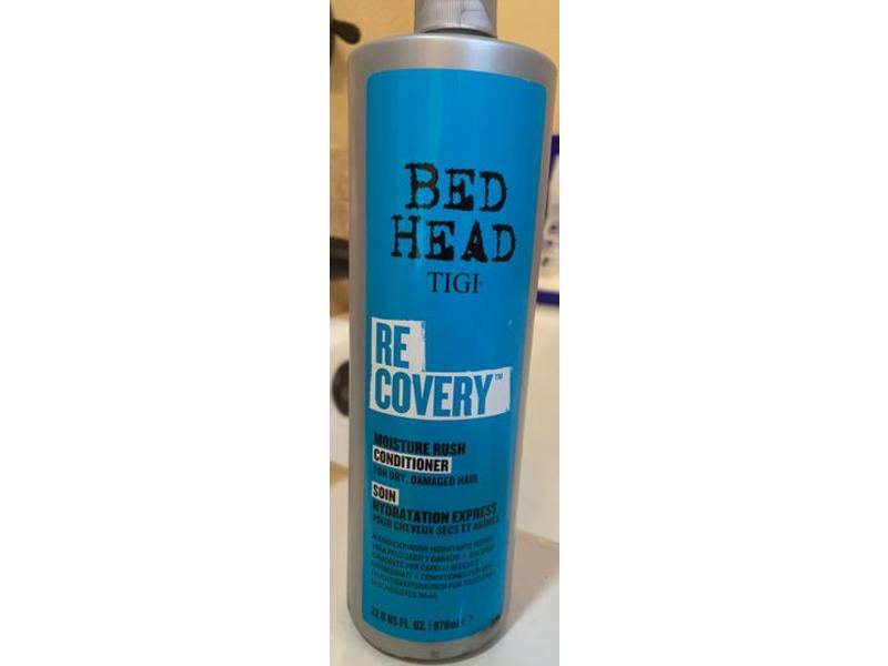 TIGI Bed Head Recovery Moisture Rush Conditioner, 32.8 fl oz/970 mL