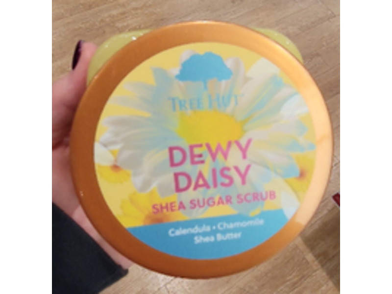 Tree Hut Dewy Daisy Shea Sugar Scrub, Calendula + Chamomile Shea Butter, 18 fl oz/510 g
