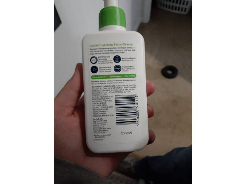 CeraVe Hydrating Facial Cleanser, Normal to Dry Skin, 5 fl oz (150 mL)