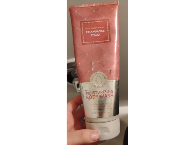 Bath & Body Works Moisturizing Body Wash, Champagne Toast, Shea Butter + Vitamin E, 10 fl oz/295 mL