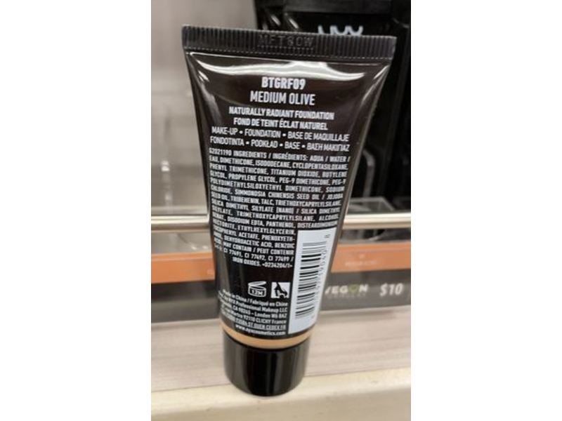 Nyx Professional Born To Glow Radiant Foundation, Medium Olive, 1.01 fl oz/30 ml