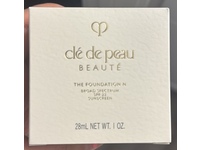 Cle De Peau Beaute The Foundation, B10 Light Beige, SPF 22, 1 oz/28 mL - Image 3