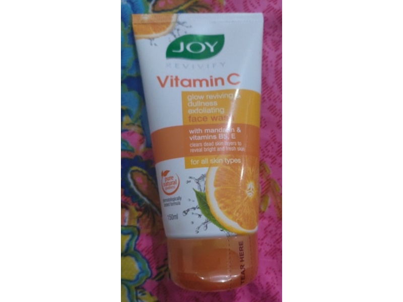 Joy Revivify Face Wash, Vitamin C, 150 mL