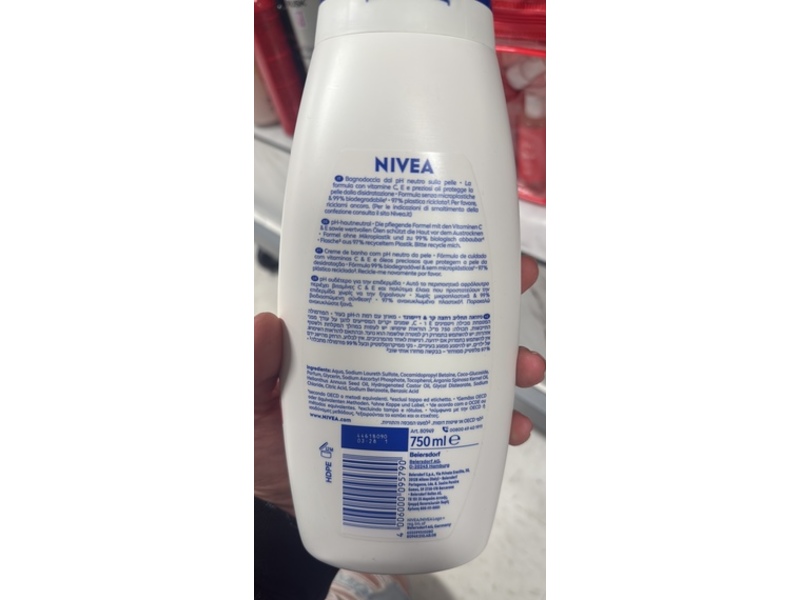 Nivea Caring Foam Bath, Care & Diamond, 750 mL