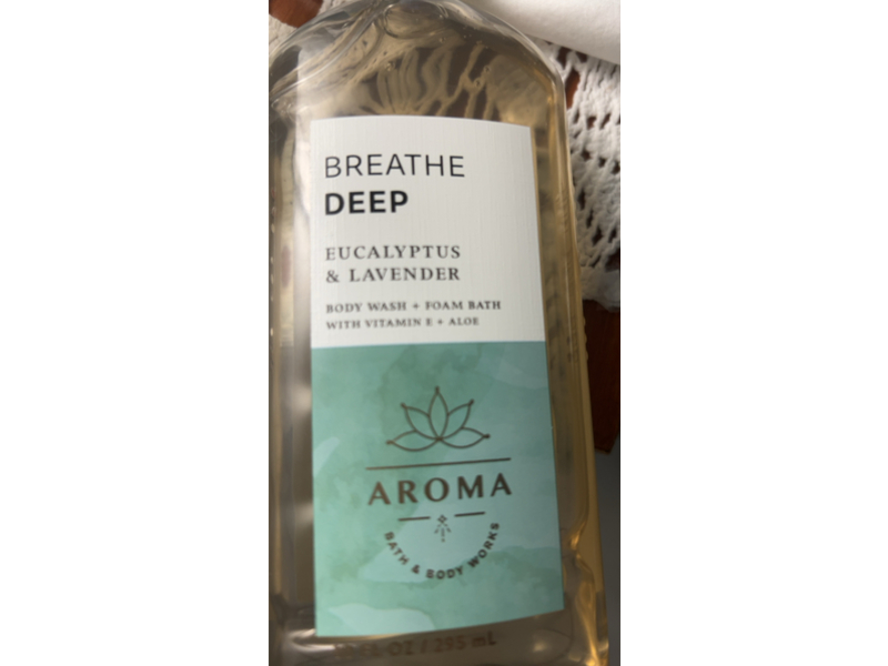 Bath & Body Works Breathe Deep Body Wash + Foam Bath, Eucalyptus & Lavender, 10 fl oz/295 mL