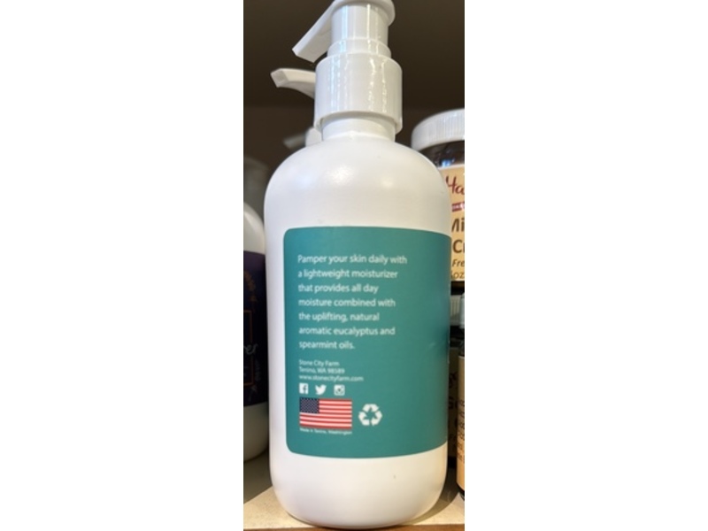 Stone City Farm Goat Milk Lotion, Eucalyptus Spearmint, 8 fl oz/237 mL