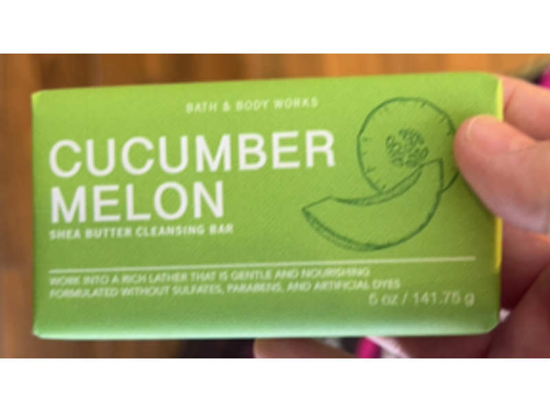 Bath & Body Works Shea Butter Cleansing Bar, Cucumber Melon, 5 oz/141.76 g