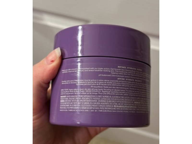 European Wax Center Treat Smooth Skin Clearing Body Cream, 6.7 fl oz/200 mL