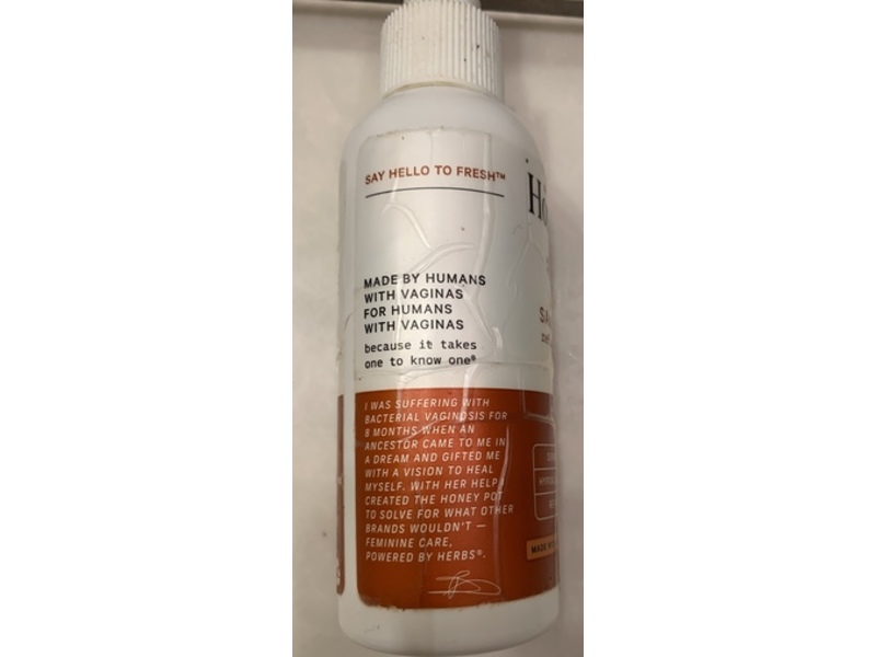 The Honey Pot Company Refreshing Spray, Amber Sandalwood, 4 fl oz/118 mL