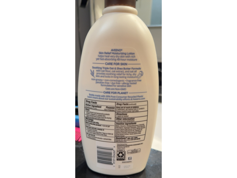 Aveeno Skin Relief Moisturizing Lotion, Triple Oat & Shea Butter, 18 fl oz/532 mL