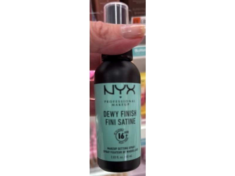 Nyx Professional Makeup Dewy Finish Makeup Setting Spray, 2.03 fl oz/60 mL