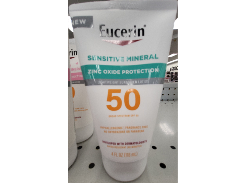 Eucerin Lightweight Sunscreen Lotion, Sensitive Mineral, SPF 50, 4 fl oz/118 mL