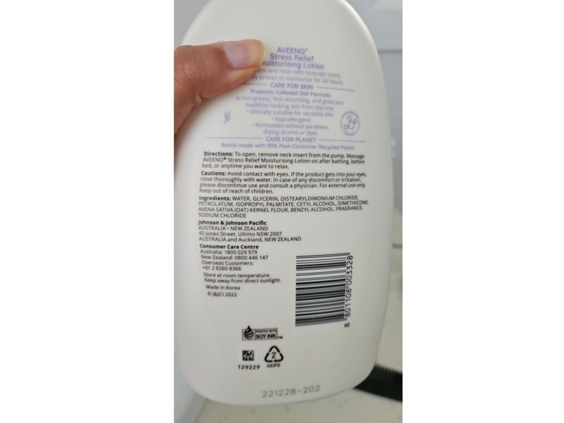 Aveeno Stress Relief Moisturising Lotion, Lavender Scent, 1 L