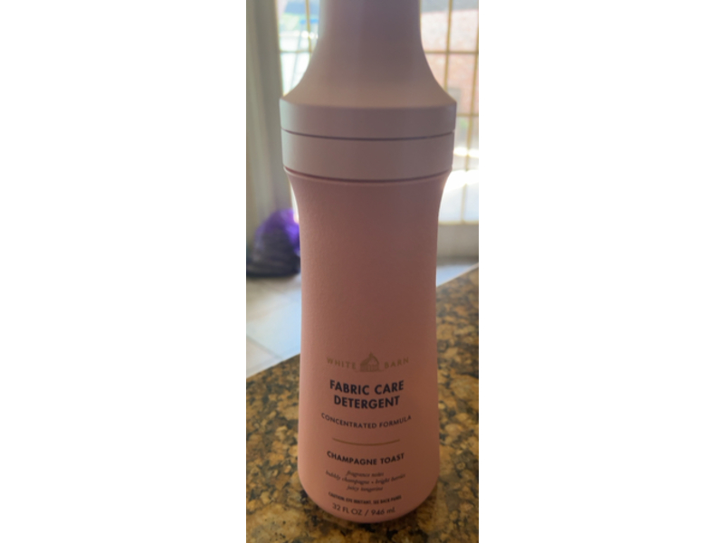 White Barn Fabric Care Detergent, Champagne Toast, 32 fl oz/946 mL
