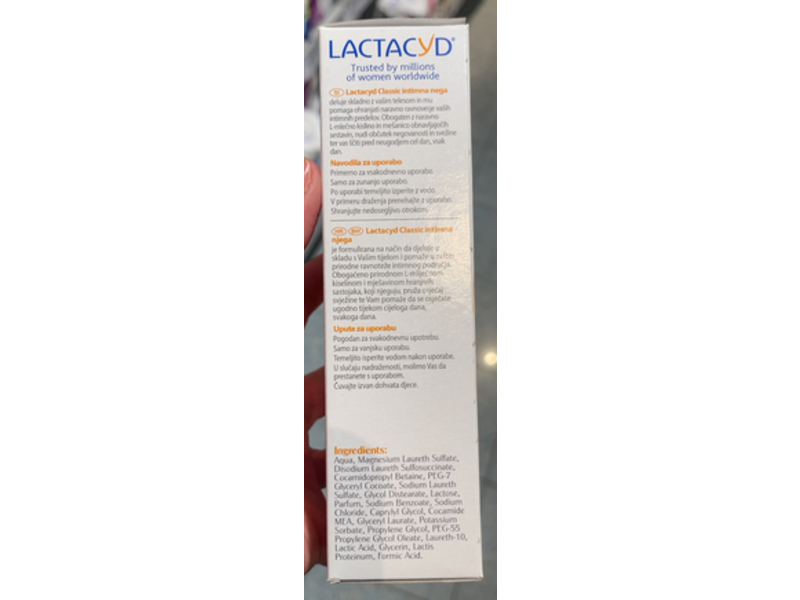 Lactacyd Classic Intimate Washing Lotion, 200 mL