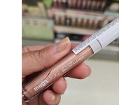 Wet n Wild Mega Slicks Lip Gloss, Pink Champagne Please, 0.6 oz - Image 3