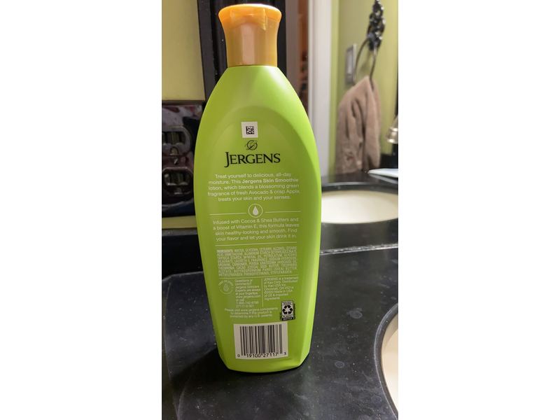 Jergens Skin Smoothie Body Lotion, Avocado & Apple Scented, 10 fl oz/295 mL