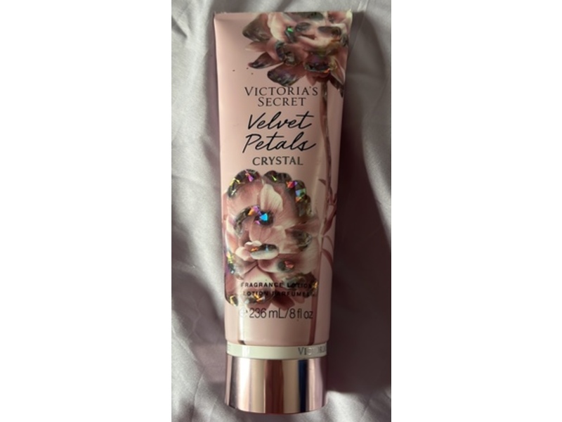 Victoria's Secret Fragrance Lotion, Velvet Petals Crystal, 8 fl oz/236 mL