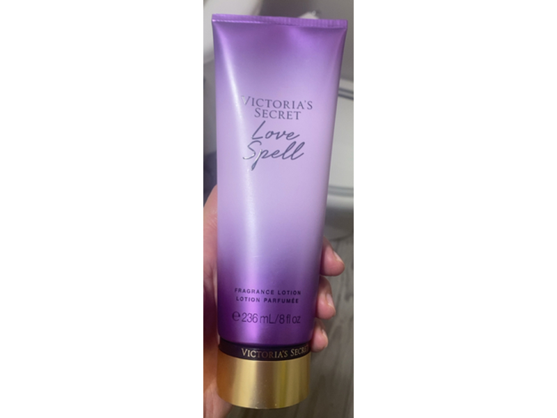 Victoria's Secret Love Spell Fragrance Lotion, 8 fl oz/236 mL