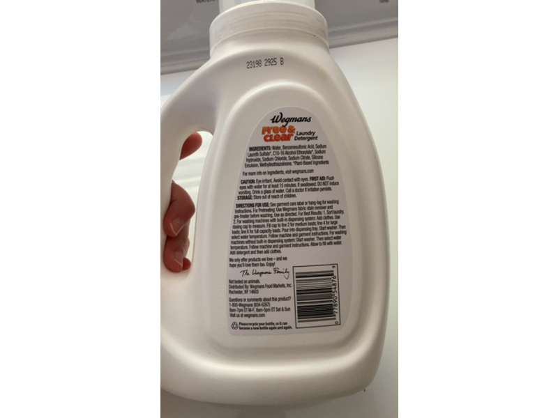 Wegmans Free & Clear Laundry Detergent, 33 Loads, 50 fl oz/1.47 L