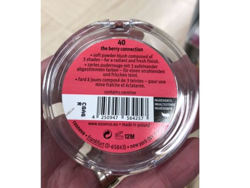 Essence Mosaic Blush, 40 The Berry Connection, 0.15 oz/4.5 g