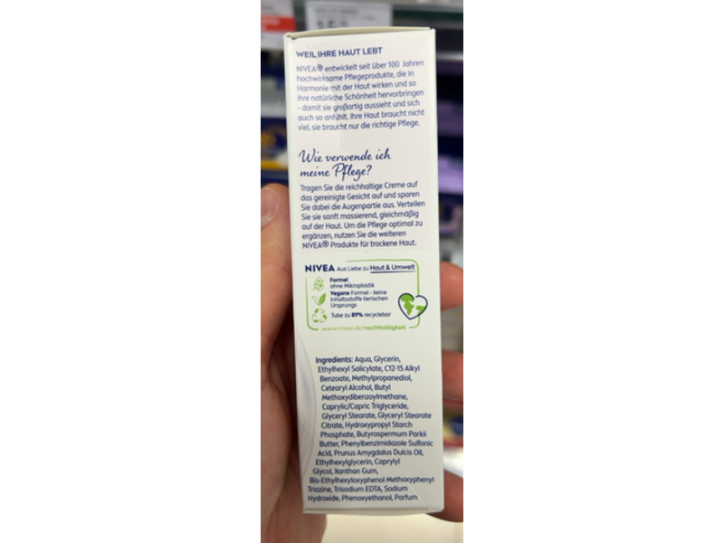 Nivea 24h Moisture Rich Day Cream, SPF 15, 50 mL