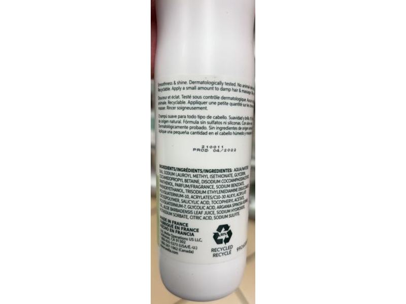 Wella Elements Renewing Shampoo, Aloe Vera, 8.4 fl oz/250 mL