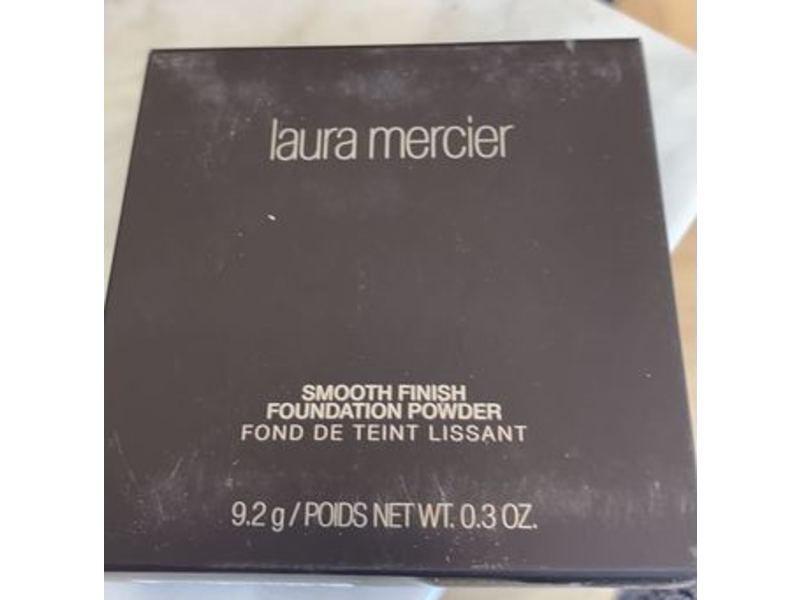 Laura Mercier Smooth Finish Foundation Powder, 03 Light Beige, 0.3 oz/9.2 g
