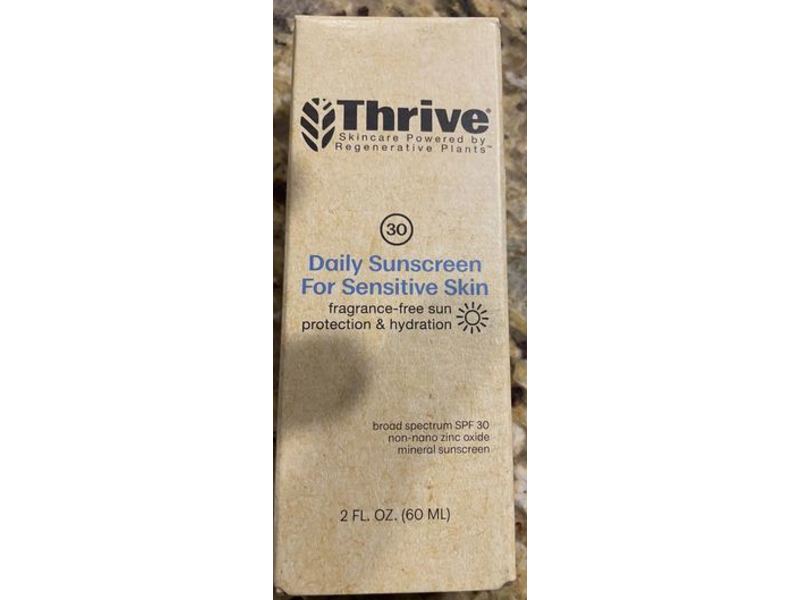 Thrive Daily Mineral Sunscreen, Sensitive Skin, SPF 30, 2 fl oz/60 mL