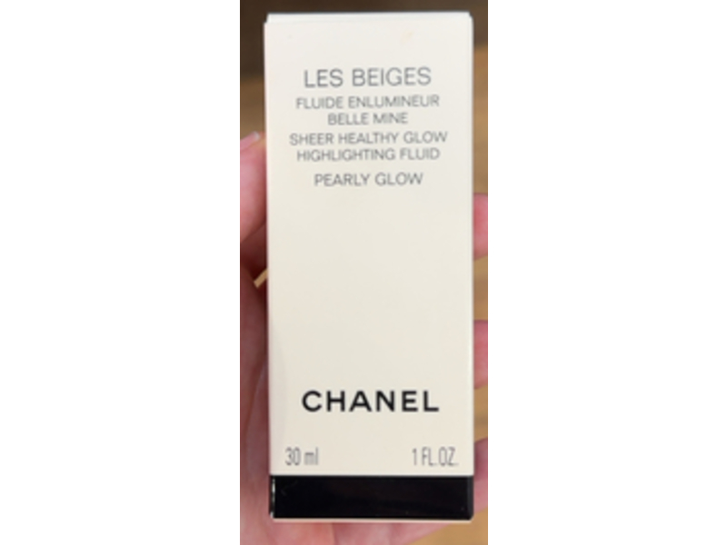 Chanel Les Beiges Sheer Healthy Glow Highlighting Fluid, Pearly Glow, 1 fl oz/30 mL