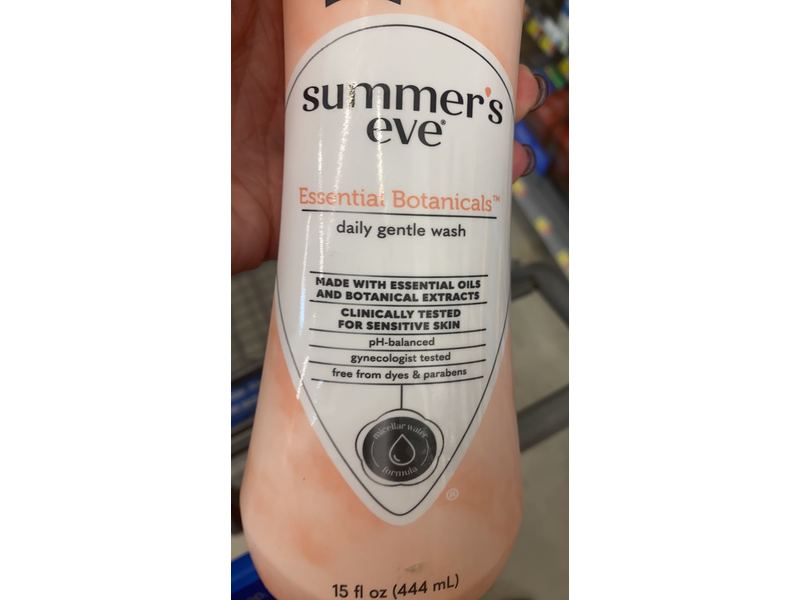 Summer's Eve Essentials Botanicals Daily Gentle Wash, Essential Botanicals, 15 fl oz/144 mL