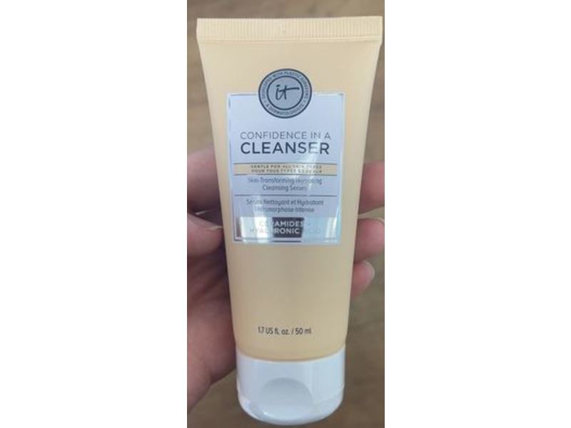 IT Cosmetics Confidence In A Cleanser, 1 fl oz/50 mL