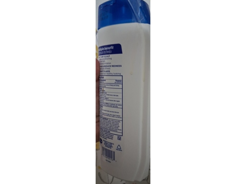 Kroger 2 In 1 Dandruff Shampoo Plus Conditioner, Almond Oil, 20.7 fl oz/612 mL