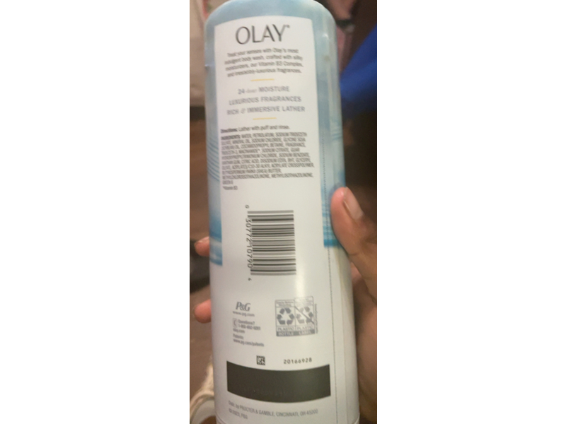 Olay Indulgent Moisture Body Wash, Guava & Coconut Oil, 20 fl oz/591 mL
