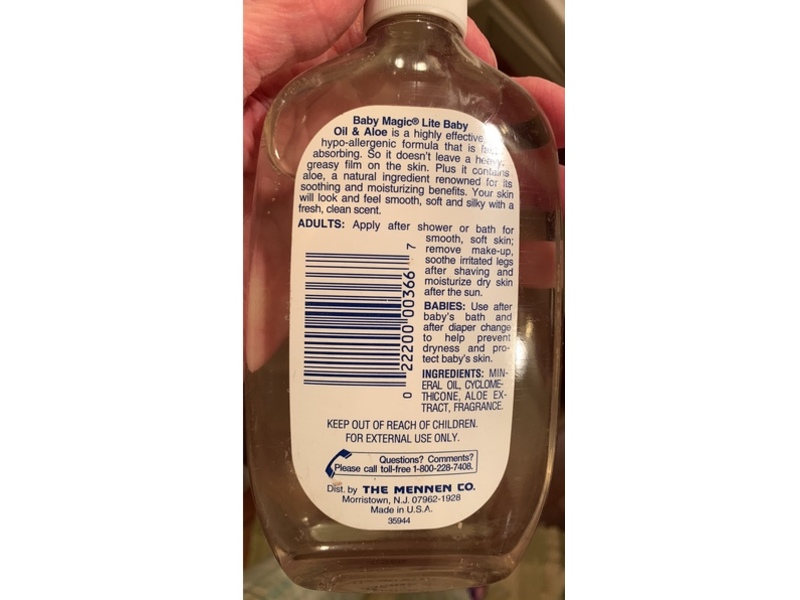 Mennen Lite Baby Magic oil & Aloe, 9 fl oz/266 mL