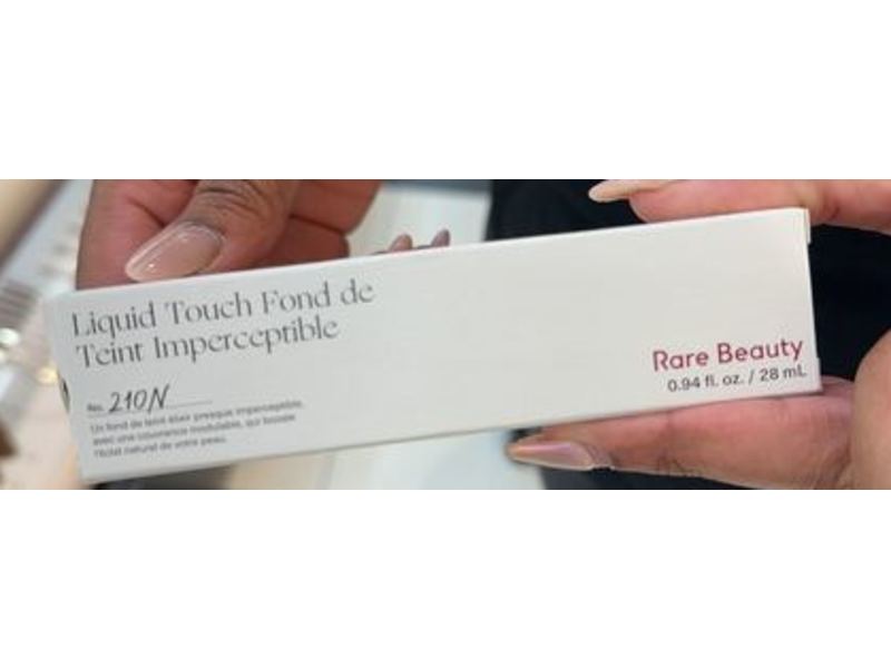 Rare Beauty Liquid Touch Weightless, 210N, 0.94 fl oz/28 mL
