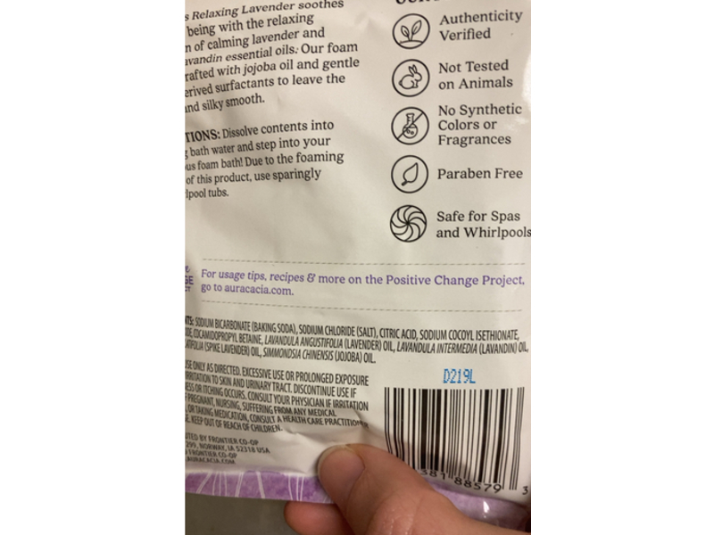 Aura Cacia Aromatherapy Foam Bath, Lavender, 2.5 oz/70.9 g